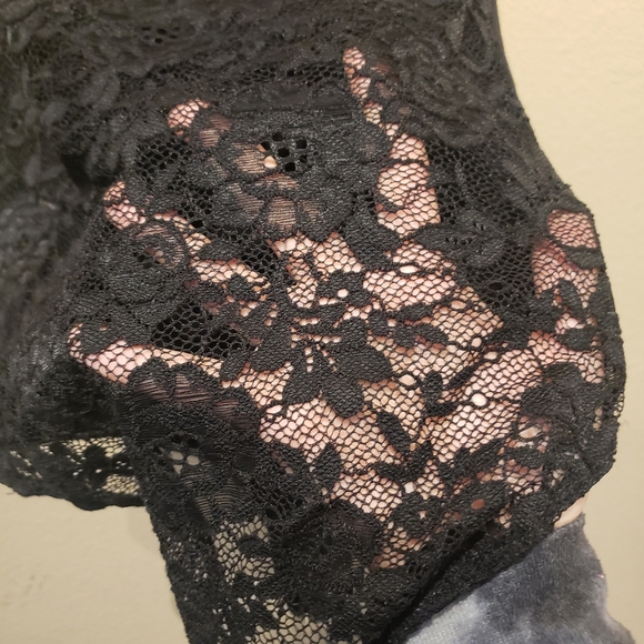Ambiance Apparel Lace Tank Body Suit Black Size S - Picture 4 of 4